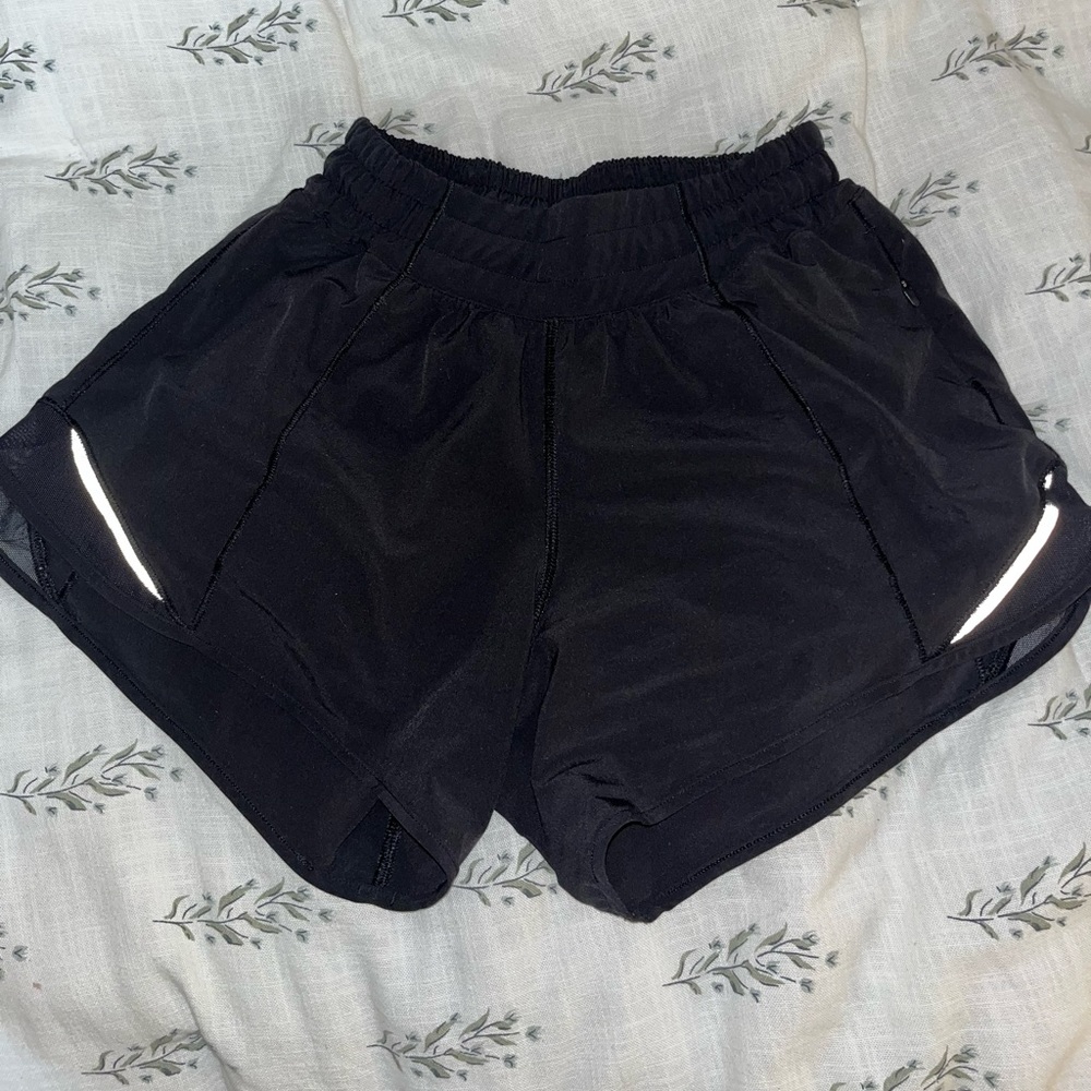 Lululemon hotty hots